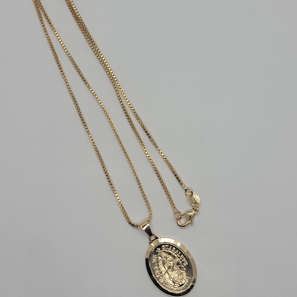 Brand New 18k Gold Filled Virgen De Guadalupe Necklace